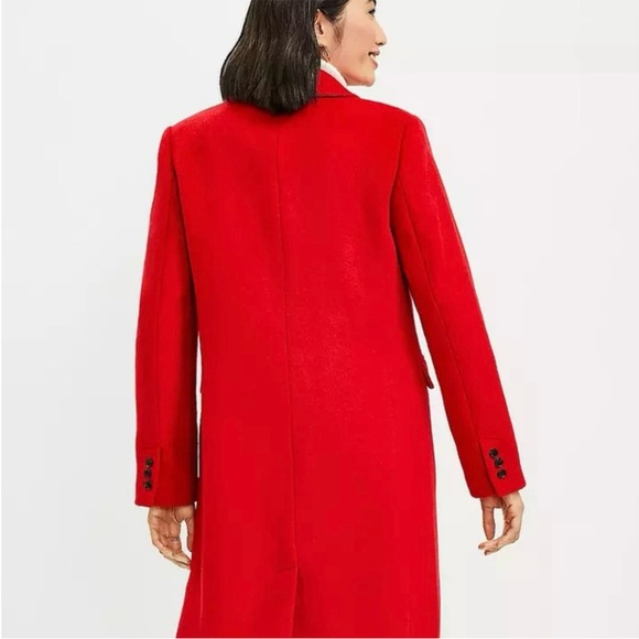 Red coat - Picture 4 of 5